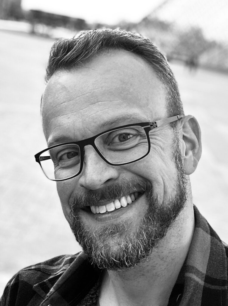 Det nuværende billede har ingen alt-tekst. Filnavnet er: Ronny-SH.jpg